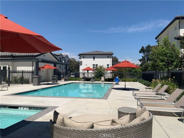 11 Oakmont Lane, Phillips Ranch, CA 91766