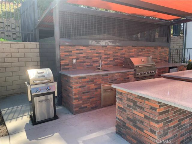 11 Oakmont Lane, Phillips Ranch, CA 91766