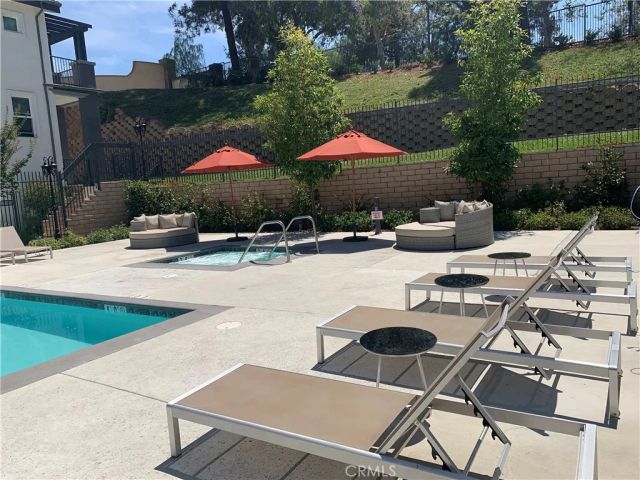 11 Oakmont Lane, Phillips Ranch, CA 91766