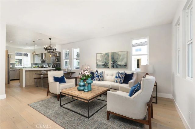 11 Oakmont Lane, Phillips Ranch, CA 91766