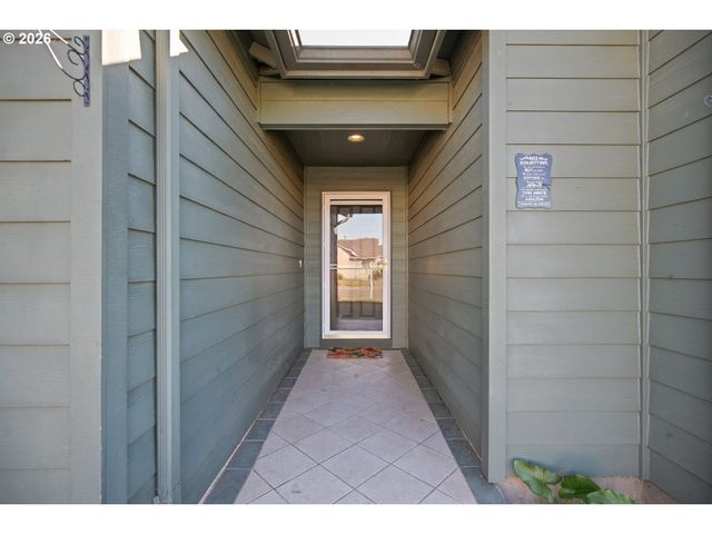 1526 EL SEGUNDO Ave Ne, Keizer, OR 97303