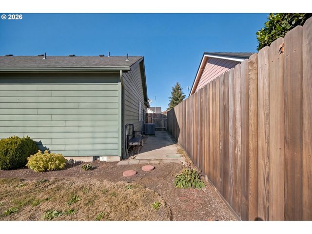 1526 EL SEGUNDO Ave Ne, Keizer, OR 97303