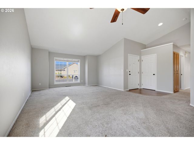 1526 EL SEGUNDO Ave Ne, Keizer, OR 97303