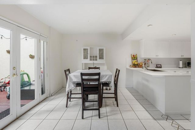 1837 Cathedral, Escondido, CA 92029