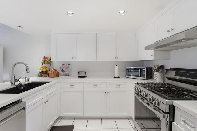 1837 Cathedral, Escondido, CA 92029