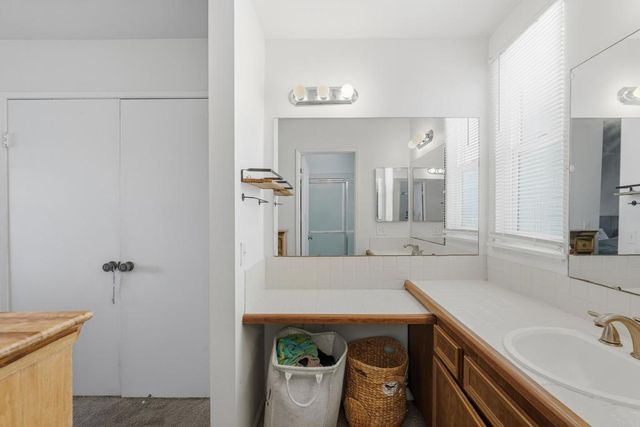 1837 Cathedral, Escondido, CA 92029