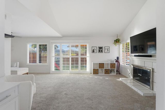 1837 Cathedral, Escondido, CA 92029