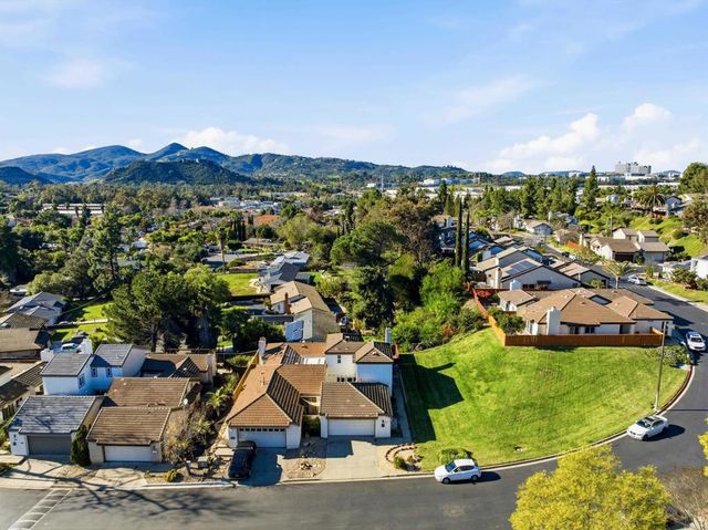 1837 Cathedral, Escondido, CA 92029