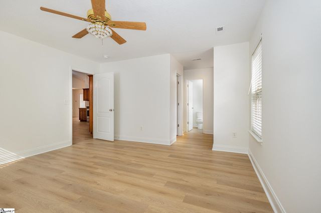 113 Queensland Court, Fountain Inn, SC 29644