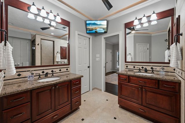 1418 Lofty Maple Trail, Kingwood, TX 77345