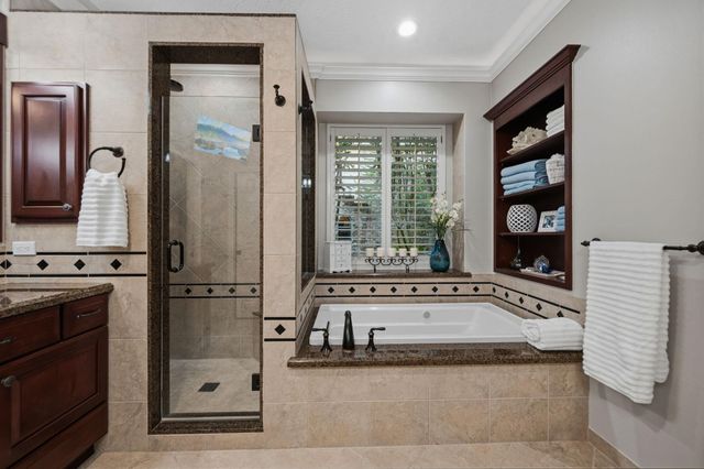 1418 Lofty Maple Trail, Kingwood, TX 77345