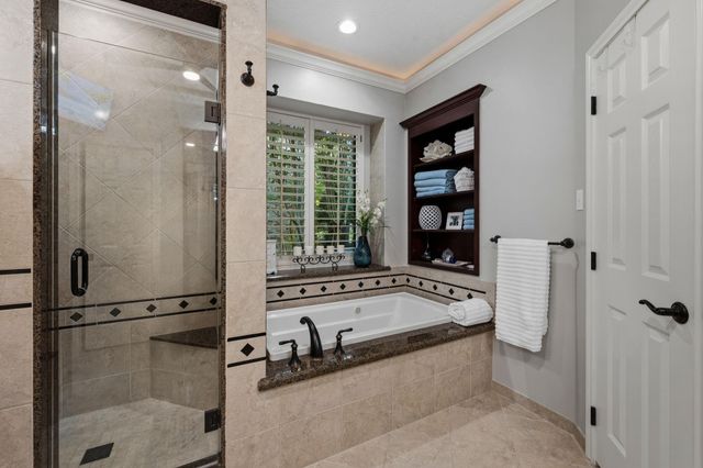 1418 Lofty Maple Trail, Kingwood, TX 77345