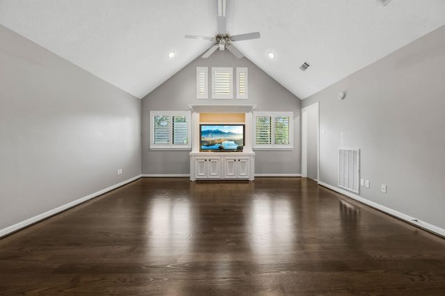 1418 Lofty Maple Trail, Kingwood, TX 77345