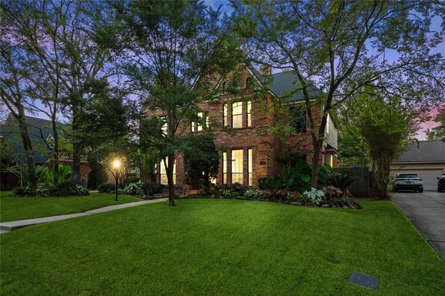 1418 Lofty Maple Trail, Kingwood, TX 77345