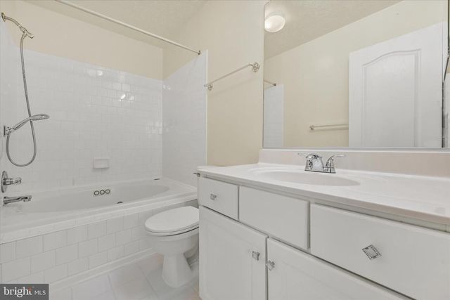 3325 HOLLOW CT, Ellicott City, MD 21043