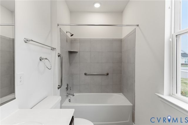 10432 Golden Sunset Ct, Hanover, VA 23059