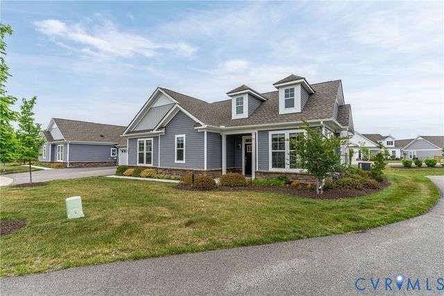 10432 Golden Sunset Ct, Hanover, VA 23059