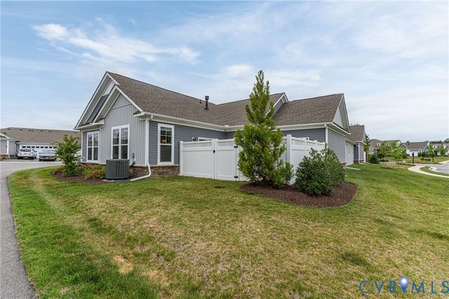 10432 Golden Sunset Ct, Hanover, VA 23059