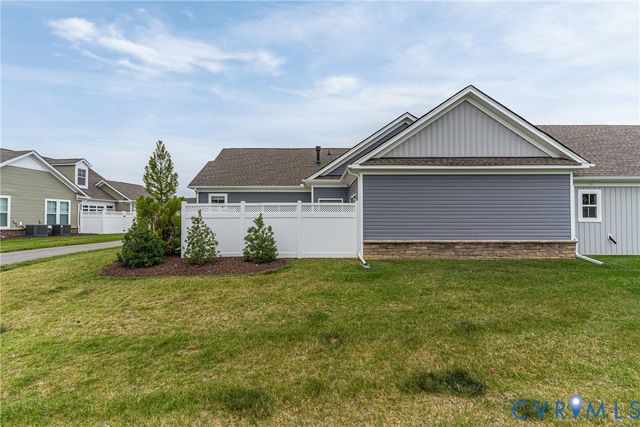 10432 Golden Sunset Ct, Hanover, VA 23059