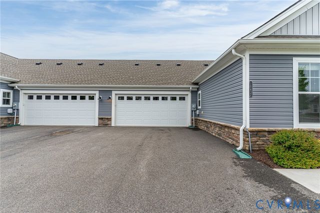 10432 Golden Sunset Ct, Hanover, VA 23059