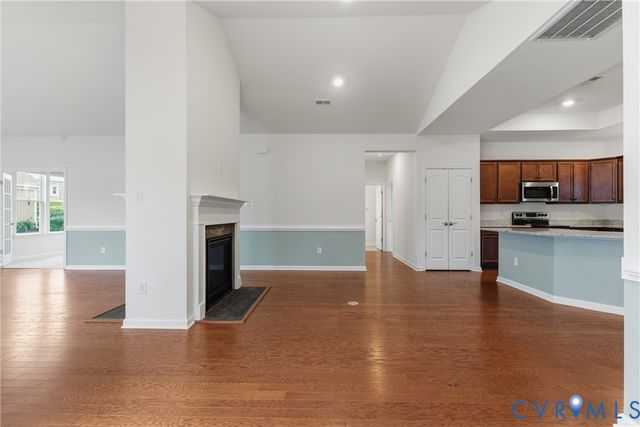 10432 Golden Sunset Ct, Hanover, VA 23059