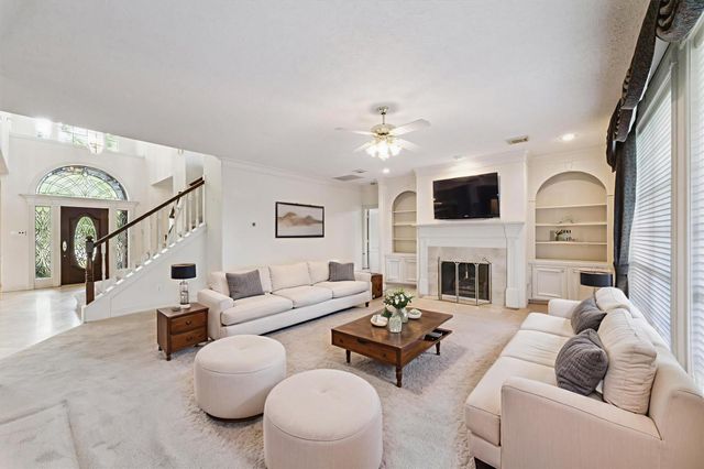 1135 Pinewood Lane, Seabrook, TX 77586