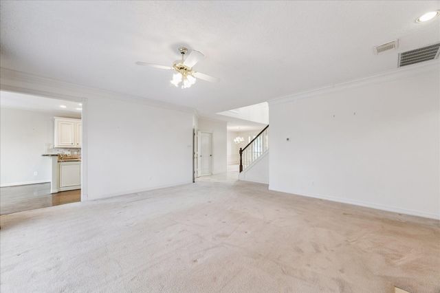 1135 Pinewood Lane, Seabrook, TX 77586