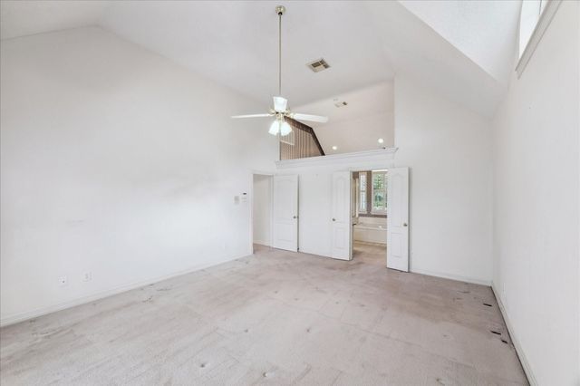 1135 Pinewood Lane, Seabrook, TX 77586