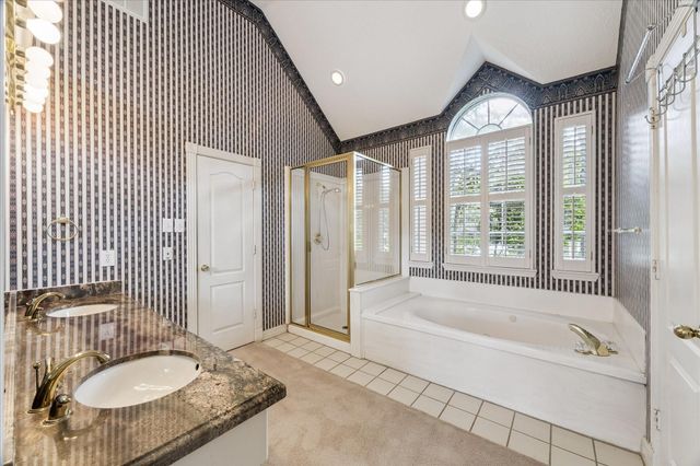 1135 Pinewood Lane, Seabrook, TX 77586