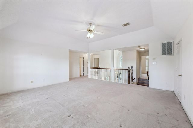 1135 Pinewood Lane, Seabrook, TX 77586