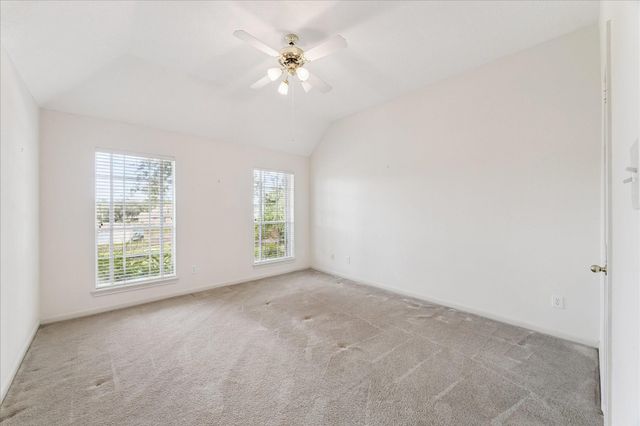 1135 Pinewood Lane, Seabrook, TX 77586