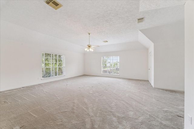 1135 Pinewood Lane, Seabrook, TX 77586