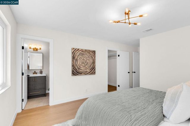 212 Panorama Dr, Benicia, CA 94510