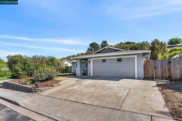 212 Panorama Dr, Benicia, CA 94510