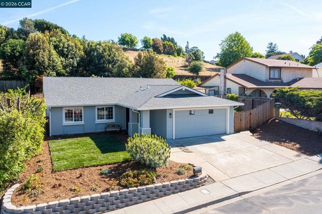 212 Panorama Dr, Benicia, CA 94510