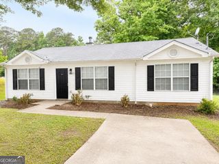 8011 Trinity Park Drive, Riverdale, GA 30296