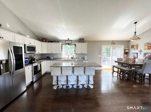321 Day Street, Brooklyn, CT 06234