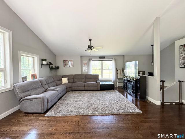 321 Day Street, Brooklyn, CT 06234