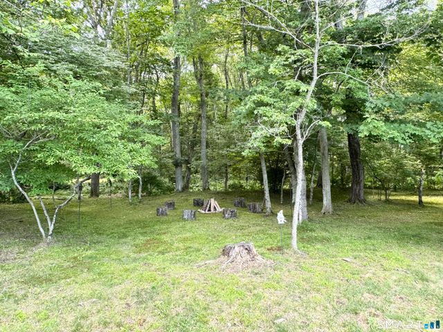 321 Day Street, Brooklyn, CT 06234