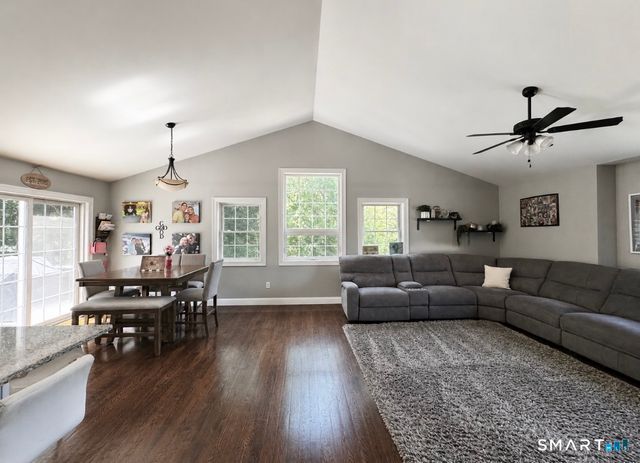 321 Day Street, Brooklyn, CT 06234