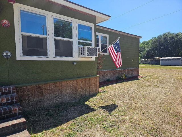 1334 Spiers Landing Road, Cross, SC 29436
