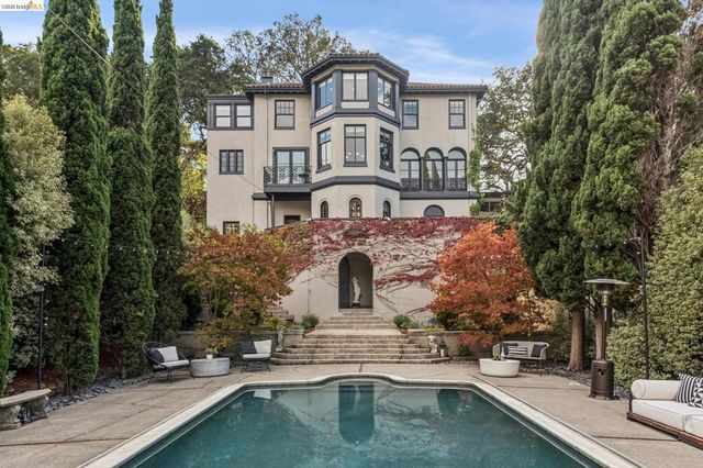 20 Oak Ridge Rd, Berkeley, CA 94705