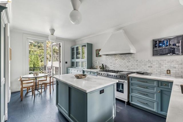 20 Oak Ridge Rd, Berkeley, CA 94705