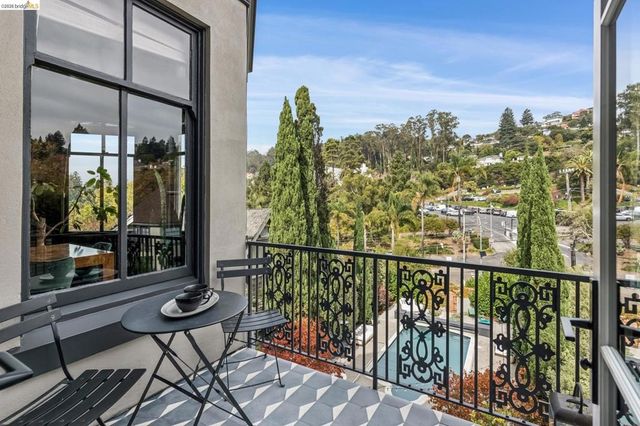 20 Oak Ridge Rd, Berkeley, CA 94705