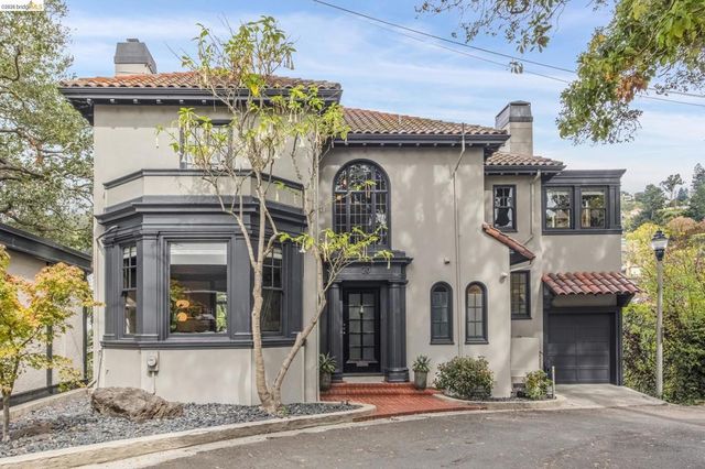 20 Oak Ridge Rd, Berkeley, CA 94705
