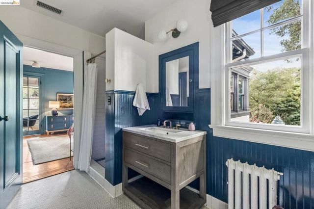 20 Oak Ridge Rd, Berkeley, CA 94705