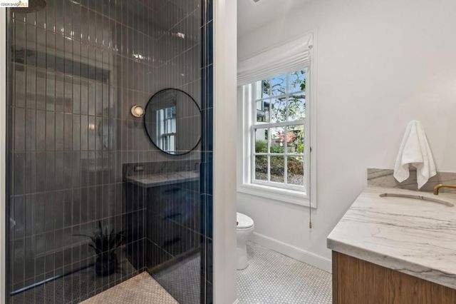 20 Oak Ridge Rd, Berkeley, CA 94705