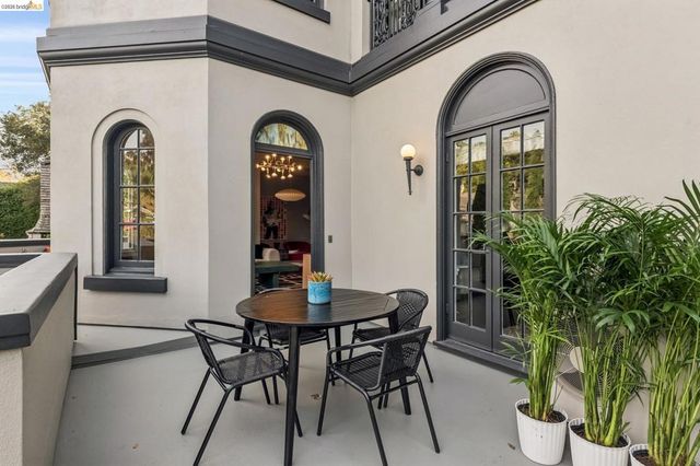 20 Oak Ridge Rd, Berkeley, CA 94705
