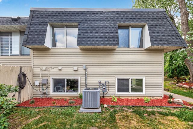 3750 Conroy Trail E, Inver Grove Heights, MN 55076