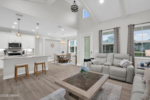 132 Gypsy Palace Lane, Daytona Beach, FL 32124